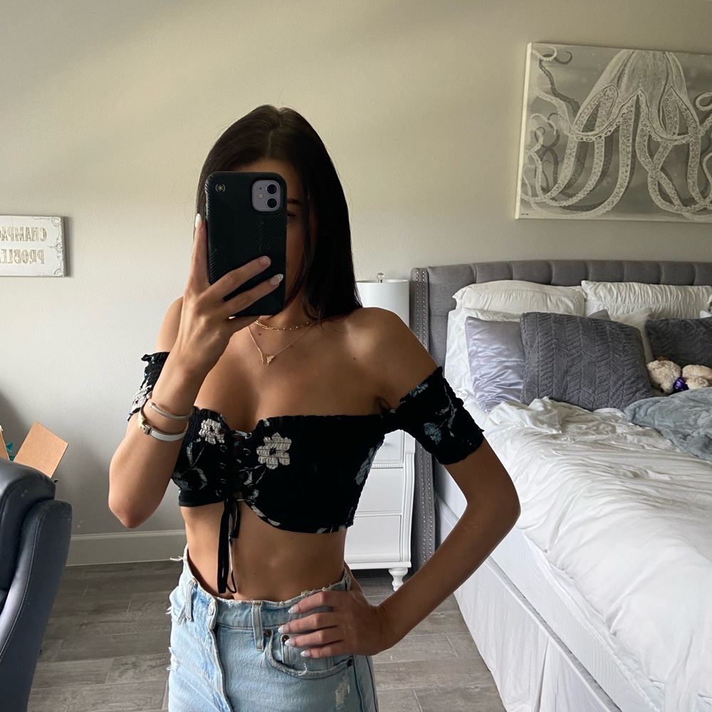 Cropped floral top xs